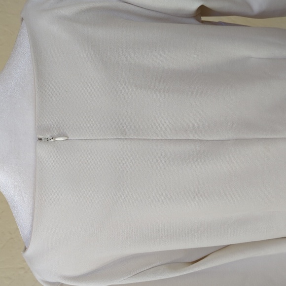 Ann Taylor Cream 3/4 Sleeve Relaxed Fit Tailored Career Blouse Size Large - Picture 5 of 7